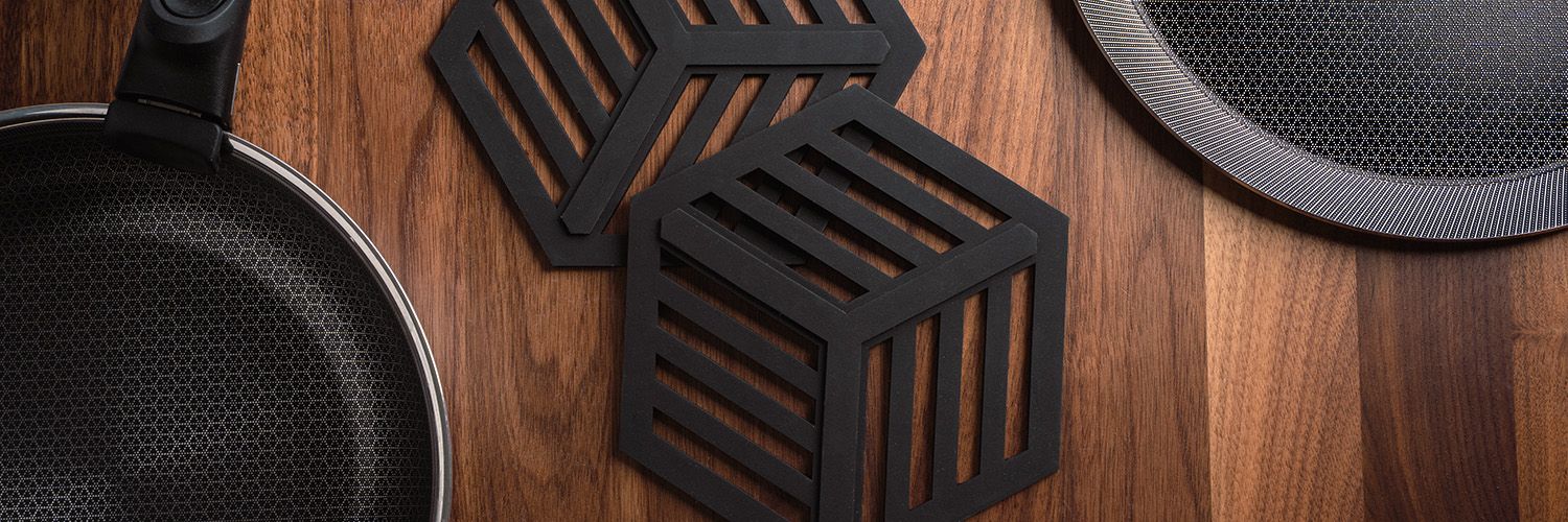 MAGNETIC TRIVET