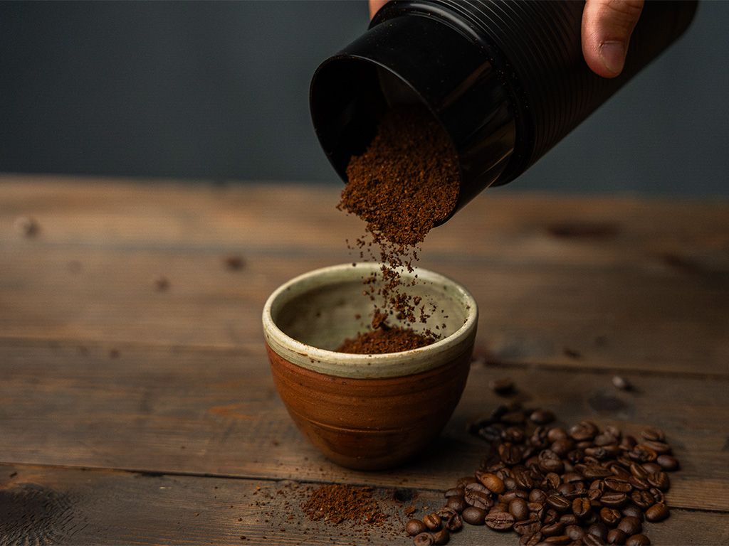 ELECTRIC COFFEE GRINDER - 3