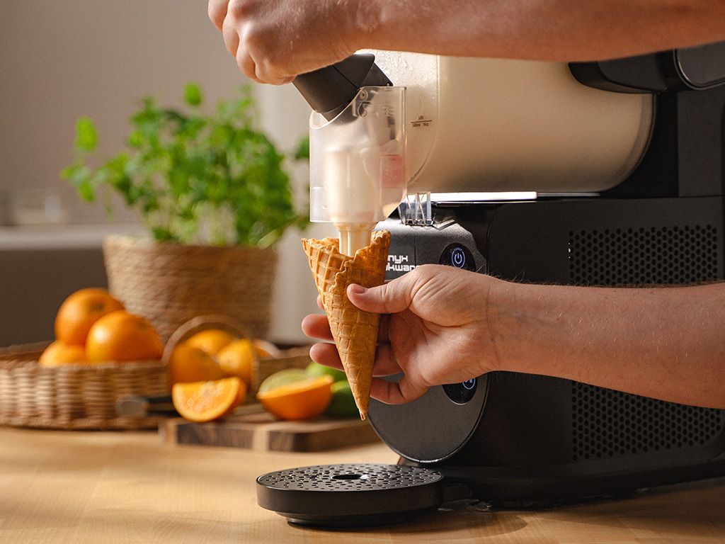 SOFT ICE & SLUSH ICE MAKER