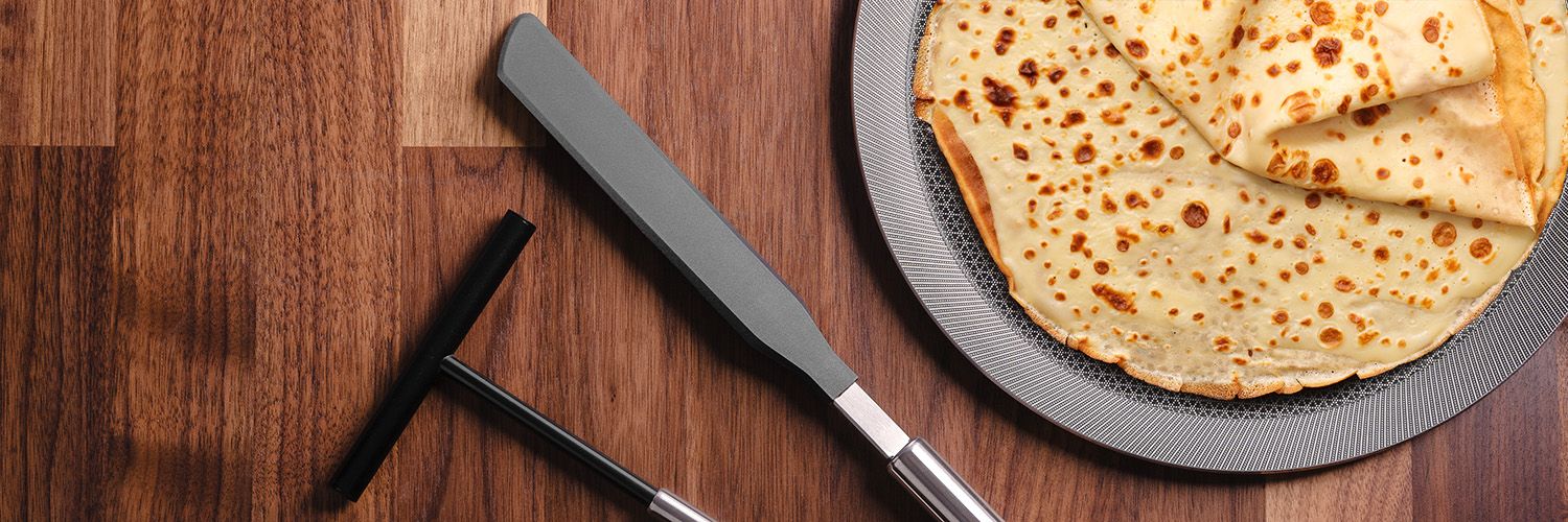 PANCAKE UTENSILS