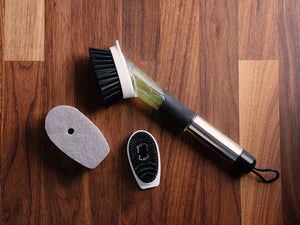 DISH BRUSH WITH SOAP DISPENSER