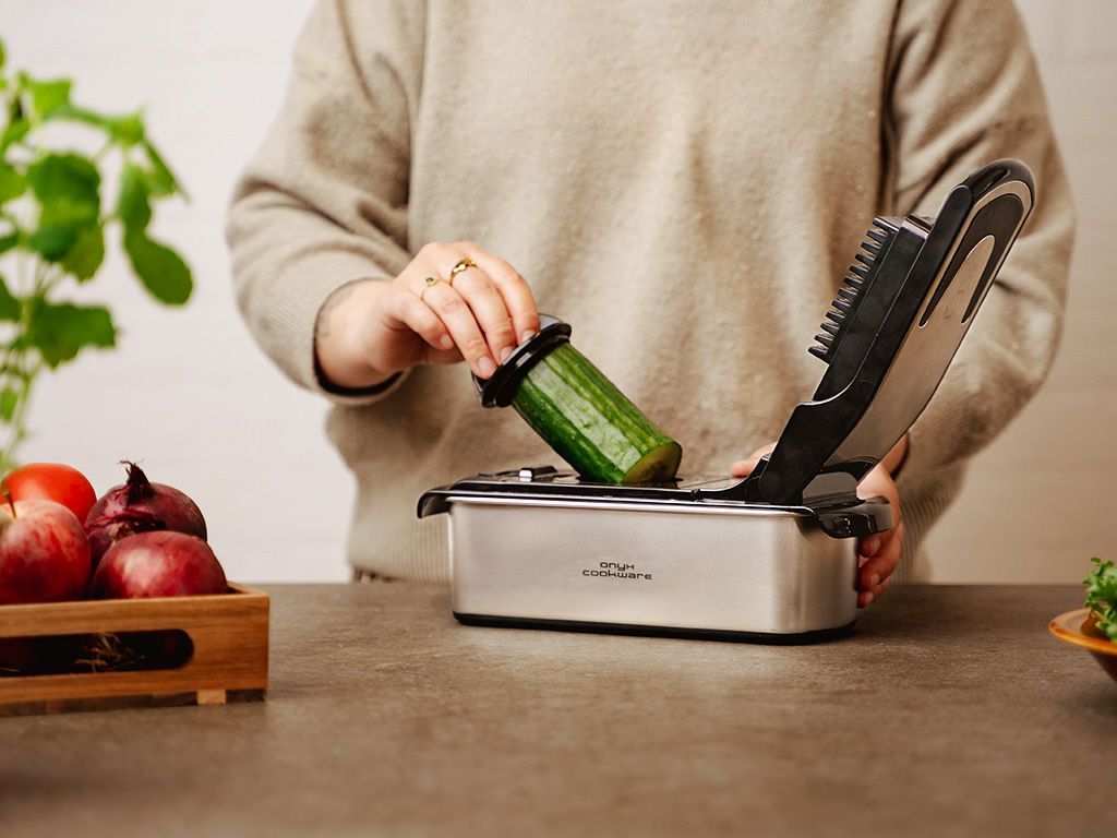 STAINLESS STEEL CHOPPER