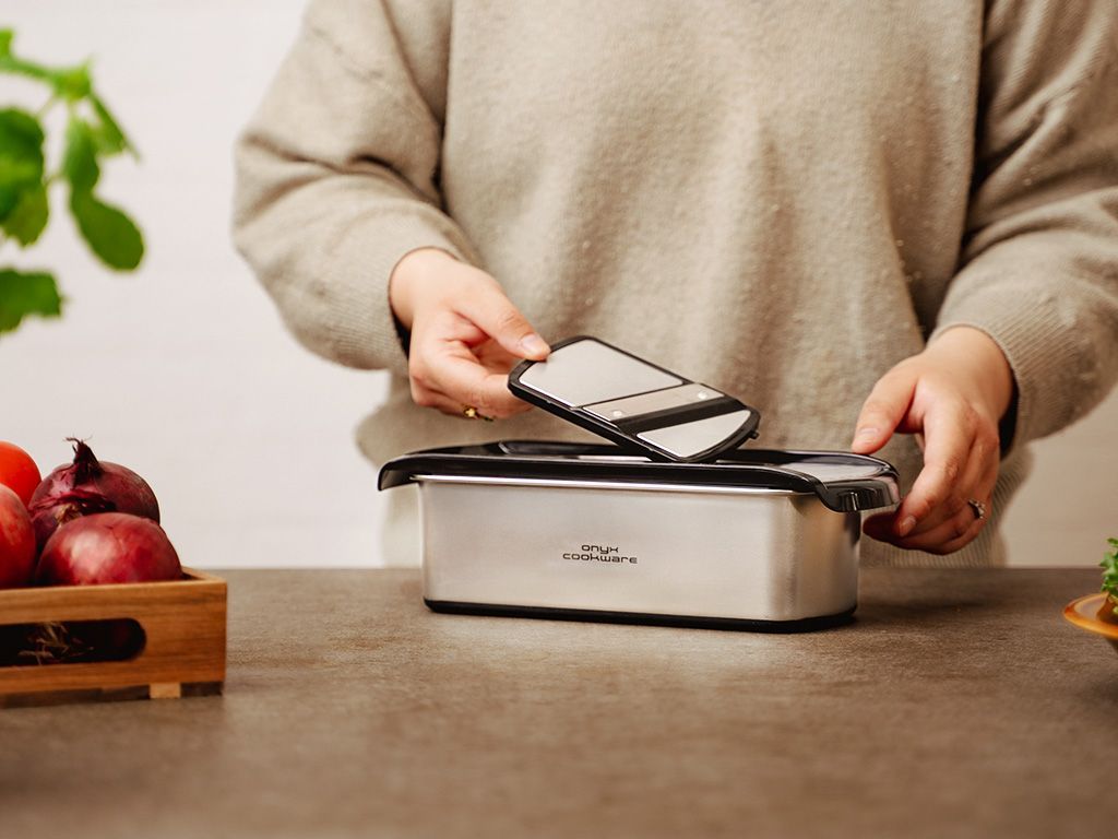 STAINLESS STEEL SLICER