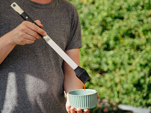 STAINLESS STEEL SILICONE BBQ BRUSH - 3
