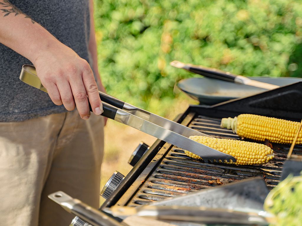 STAINLESS STEEL BBQ TONGS - 2