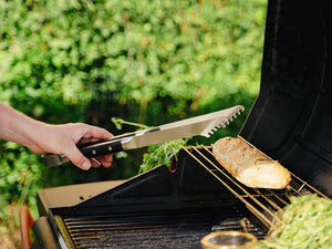 STAINLESS STEEL BBQ TONGS - 3