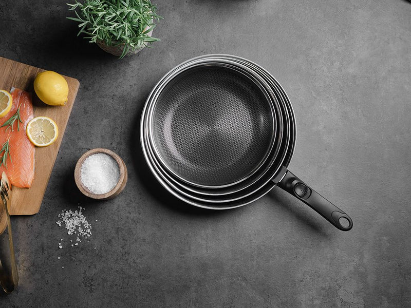 FRYING PAN WITH DETACHABLE HANDLE 30CM SET