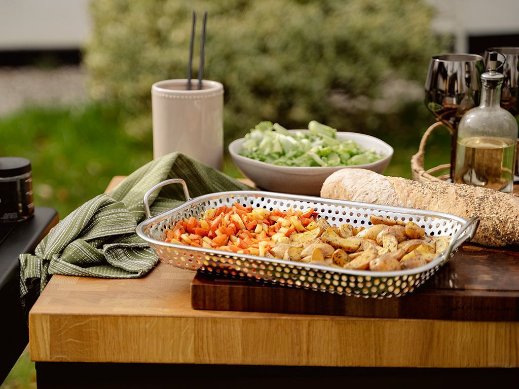 BBQ GRILLING TRAY