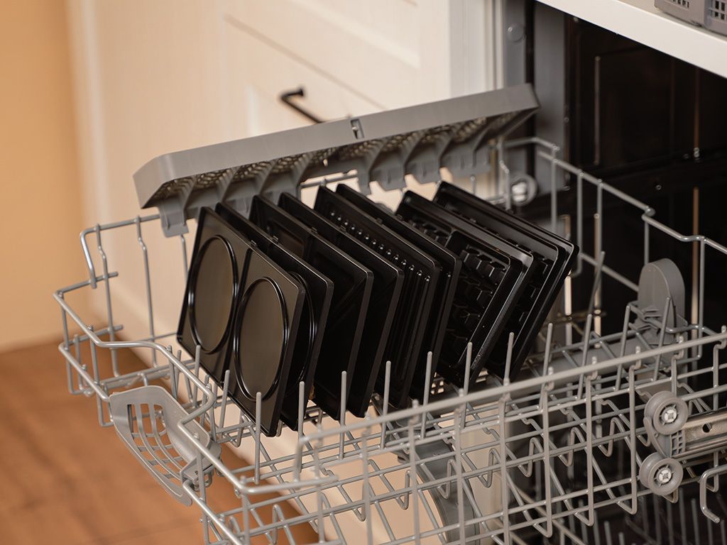 4-IN-1 SANDWICHMAKER