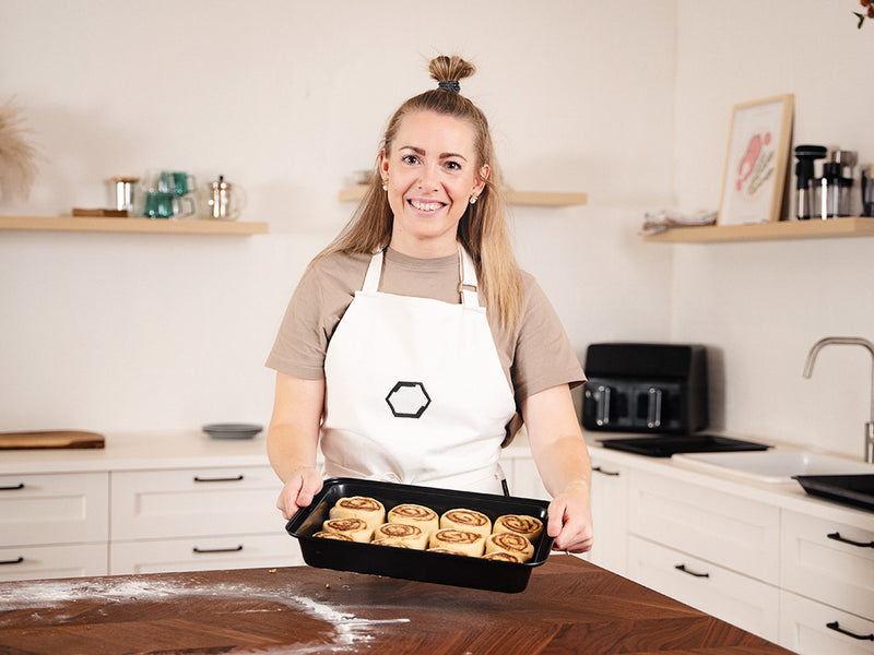 BAKING PAN