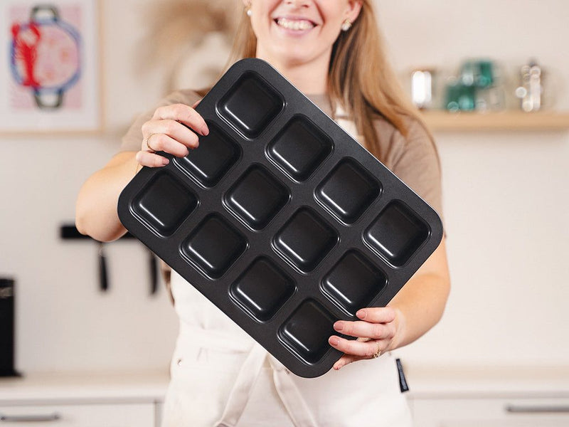 BROWNIE PAN