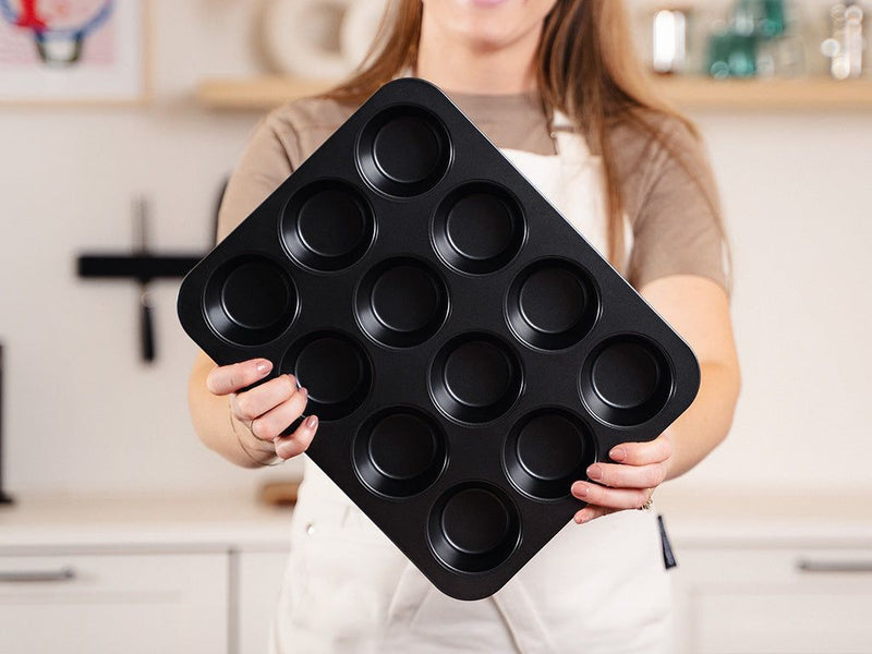 MUFFIN PAN