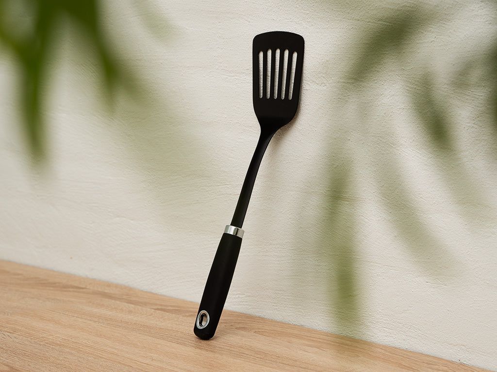 SLOTTED SPATULA