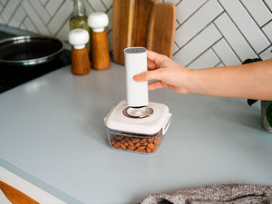 Vacuum Storage Container 700ML Set - 4-PC