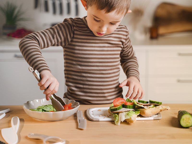 LITTLE HEROES COOKING SET