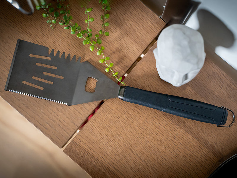 ONYX COOKWARE™ BARBEQUE SPATULA