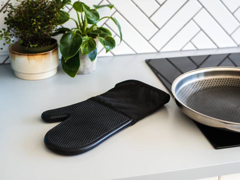 Oven Mitt – Droppin' New Recipe - Be Made